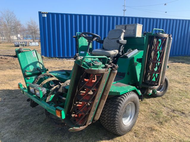 876646-1 Fairway mower Ransomes Commander 3520