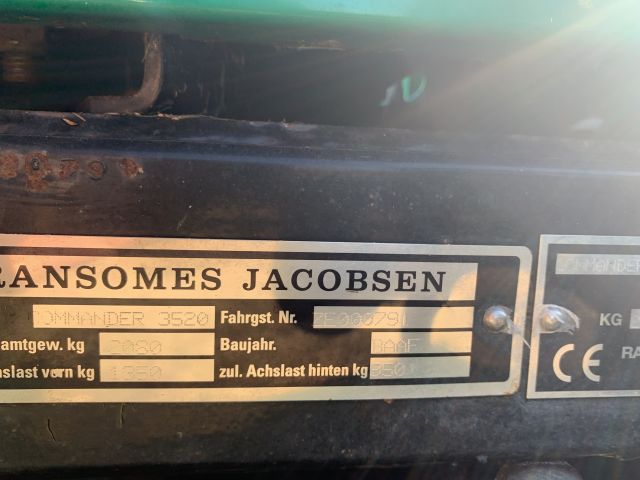 876646-28 Fairway mower Ransomes Commander 3520