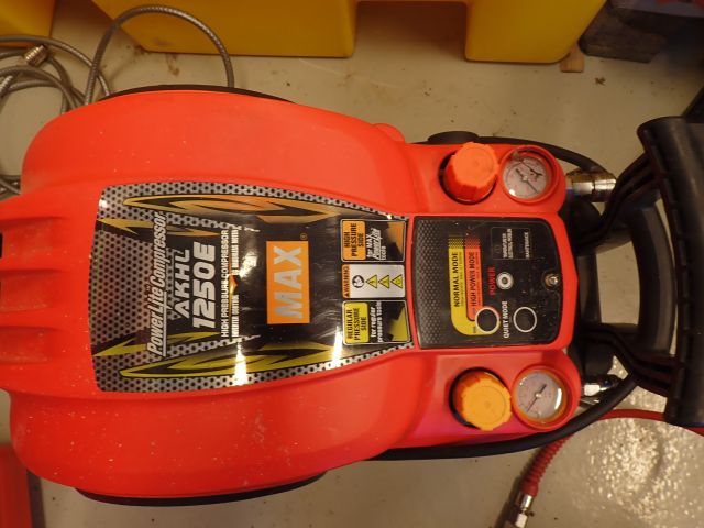 778090-2 Compressor Power lite AKHL 1250 E with thick hose