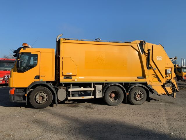 876653-2 Sopbil Volvo 6X2 FE340 (331 hp, 256026 km) -2013