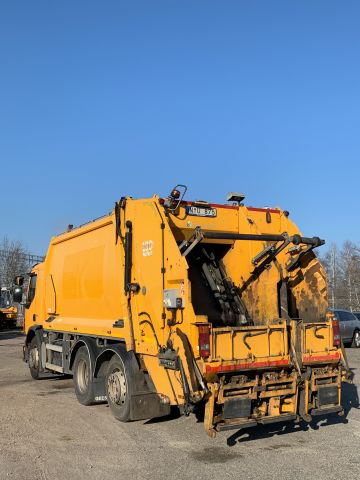 876653-3 Sopbil Volvo 6X2 FE340 (331 hp, 256026 km) -2013