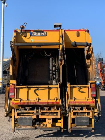 876653-4 Sopbil Volvo 6X2 FE340 (331 hp, 256026 km) -2013