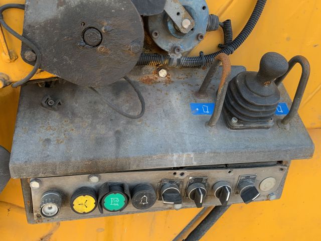 876653-20 Sopbil Volvo 6X2 FE340 (331 hp, 256026 km) -2013