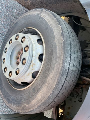 876653-25 Sopbil Volvo 6X2 FE340 (331 hp, 256026 km) -2013