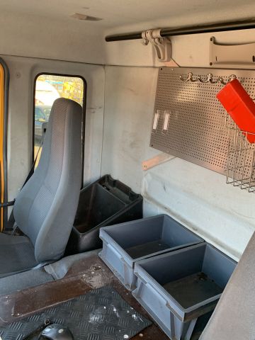 876653-35 Sopbil Volvo 6X2 FE340 (331 hp, 256026 km) -2013