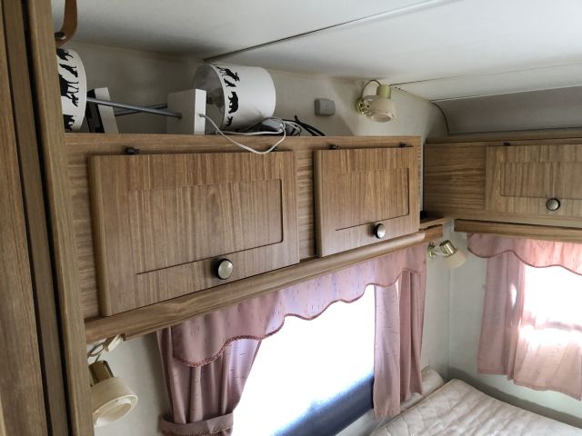 892288-28 Caravan POLARVAGNEN POLAR 620 AE -90
