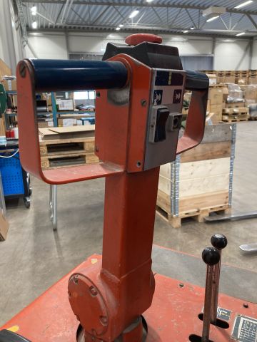 890178-7 Road stacker BT LSF 1200 F / P -1985