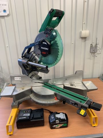 809571-1 Cut and saw saw battery-powered Hikoki C 3610DRA incl. Battery