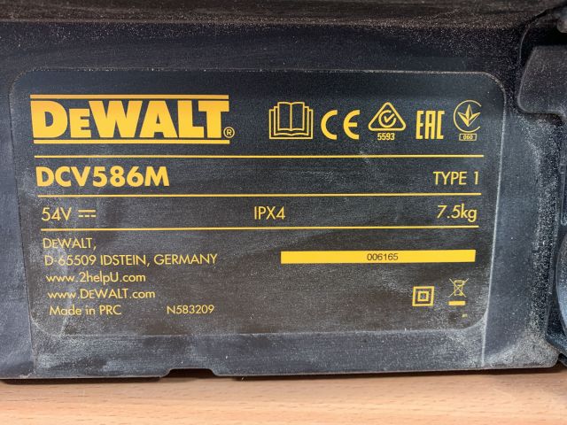 809574-6 Vacuum cleaner battery powered with remote control Dewalt DCV586M