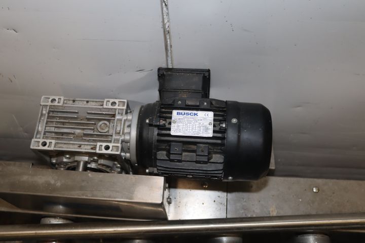 891898-6 Roller track / pallet track in stainless steel