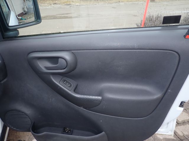 873327-32 Opel Combo - 2007