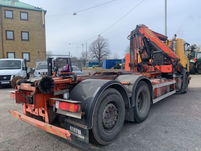 892492-6 Load changer with crane Scania P380LB 6X2 * 4 HNA (374 hp, 324181 km) -2011