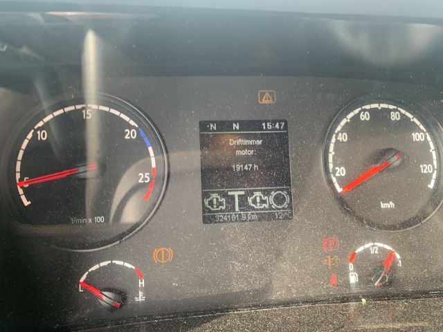 892492-44 Load changer with crane Scania P380LB 6X2 * 4 HNA (374 hp, 324181 km) -2011