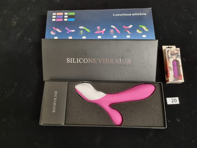 893588-1 Silicone Vibrator & Minivibrator - Free Shipping (20)