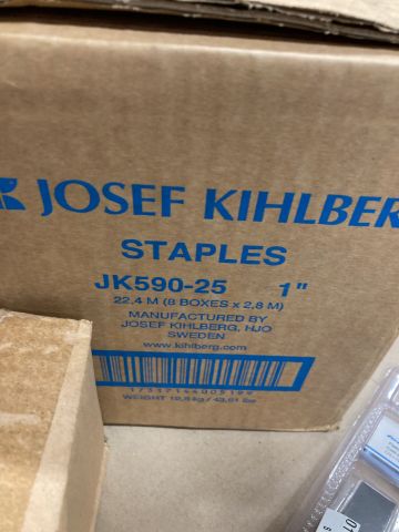 893546-4 Painting knives, nail drivers, rubber clubs and chisels etc. Mora, Thor, Stanley etc