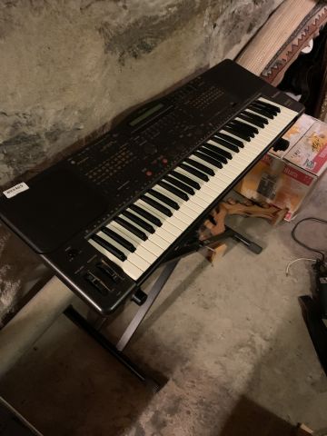 892465-1 Keyboard Technics KN1000