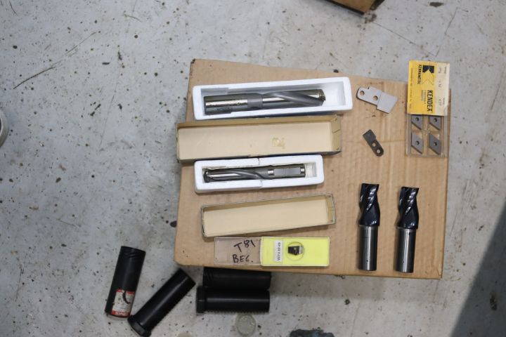 894044-6 Bracket for tools in lathe, cutting holder, milling crab, fine drill head, drills with carbide tip.