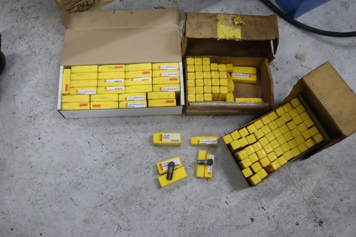 894066-1 Crowns for long hole drilling. Looks unused Sandvik Coromant