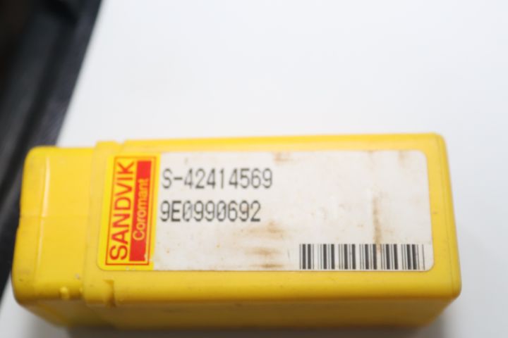 894066-5 Crowns for long hole drilling. Looks unused Sandvik Coromant