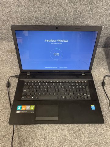 839393-2 Laptops 2nd Lenovo G710 / Dell P75F