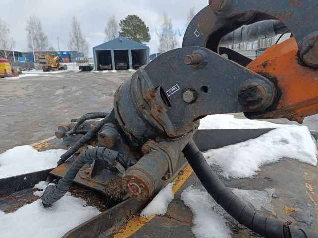 826443-18 Shrubber Hymac TDH VAG 800 TR