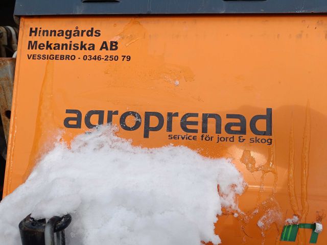 826443-45 Shrubber Hymac TDH VAG 800 TR