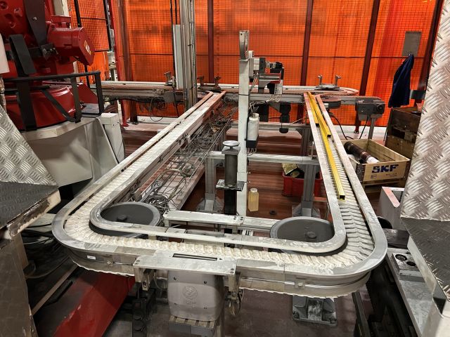 779716-2 Flexlink Palettbana ca 10m