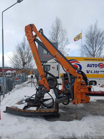 826443-6 Shrubber Hymac TDH VAG 800 TR