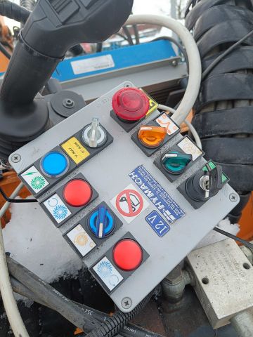 826443-72 Shrubber Hymac TDH VAG 800 TR