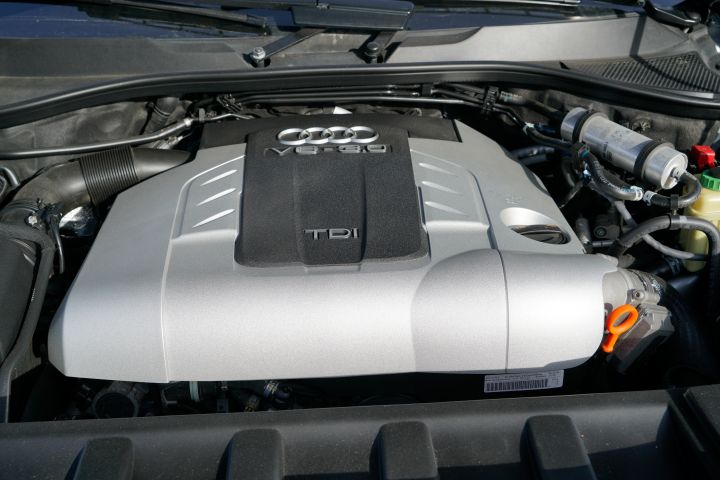 894089-37 Audi Q7 3.0 TDI V6 quattro TipTronic - 2011