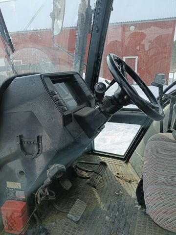 826445-83 Tractor Valmet 6800 -1997