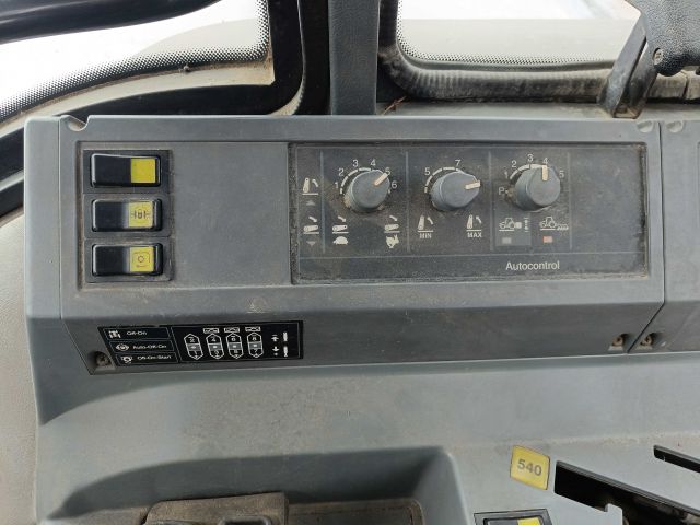 826445-95 Tractor Valmet 6800 -1997