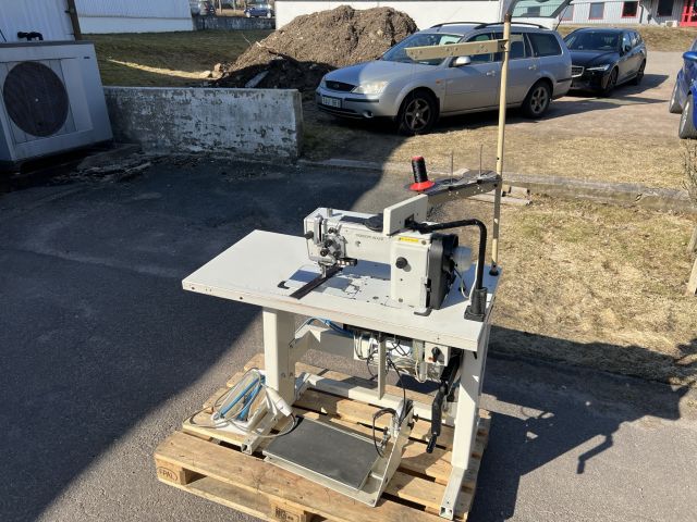 779718-1 Industrial sewing machine Durkopp Adler 767 with Variocontrol 820