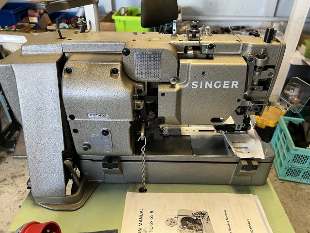 779723-4 Industrial sewing machine Singer 371U pin machine