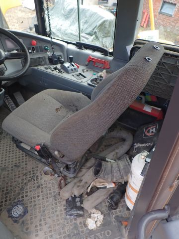 894655-11 Dumper volvo A25D