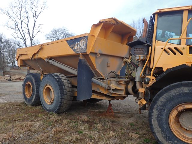894655-3 Dumper volvo A25D