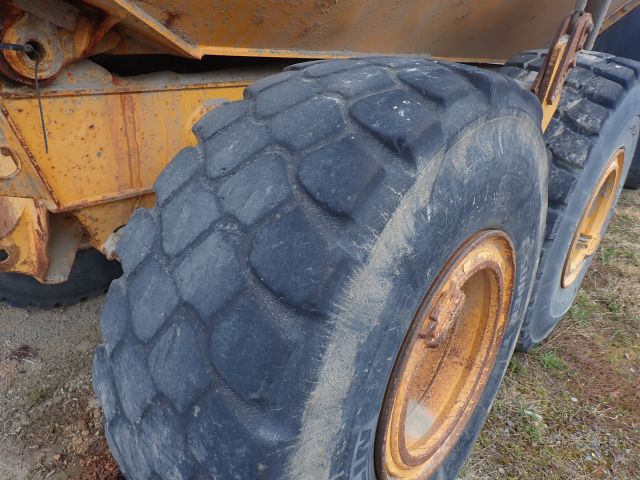 894655-19 Dumper volvo A25D