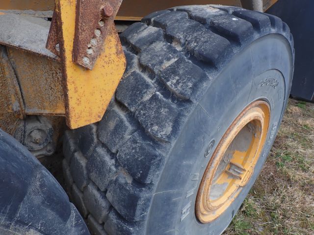 894655-20 Dumper volvo A25D