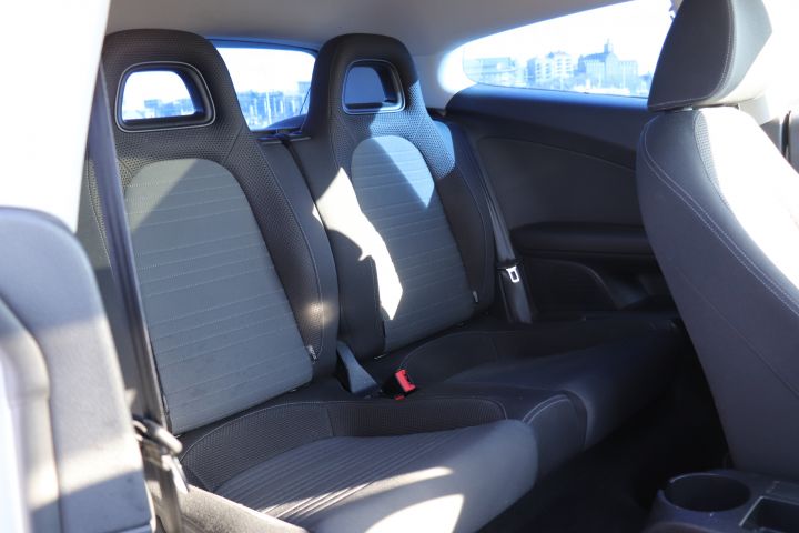 853045-13 Volkswagen Scirocco 1.4 TSI - 2010