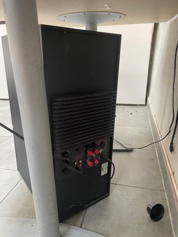 877264-21 PA Speaker with amplifier and bass