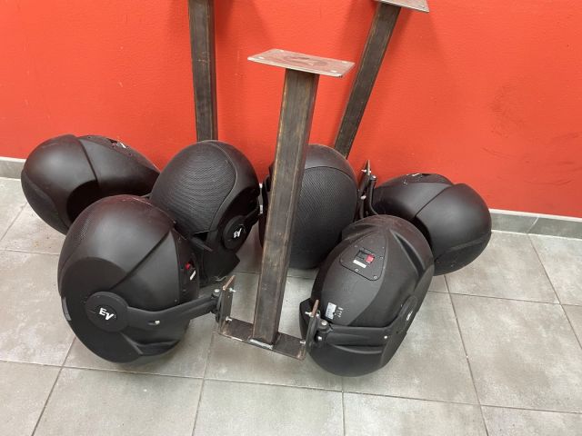 877264-1 PA Speaker with amplifier and bass