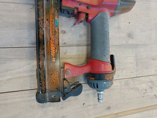 826469-4 Staple Guns Senco SLS18MG-M