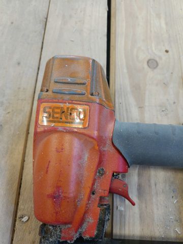 826469-8 Staple Guns Senco SLS18MG-M