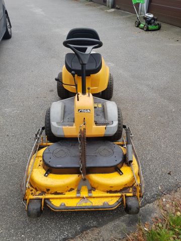 895112-17 Riding lawnmower Stiga Park P901 -2007