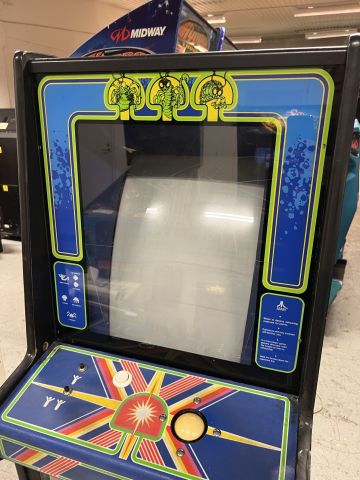 895123-8 Centipede Cabaret arcade game