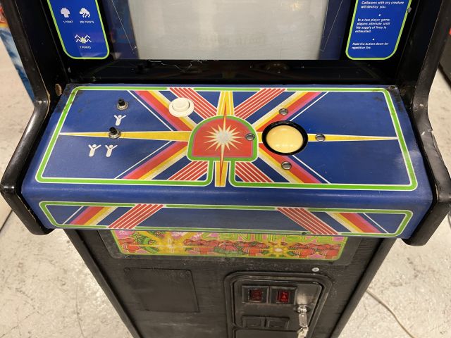 895123-9 Centipede Cabaret arcade game