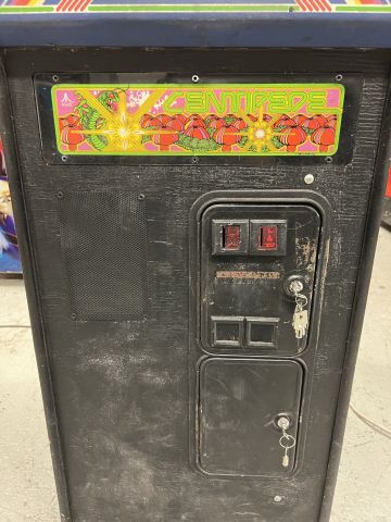 895123-10 Centipede Cabaret arcade game