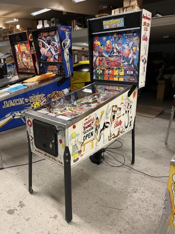 895135-1 Pinball Bugs Bunny`s Birthday ball -1990