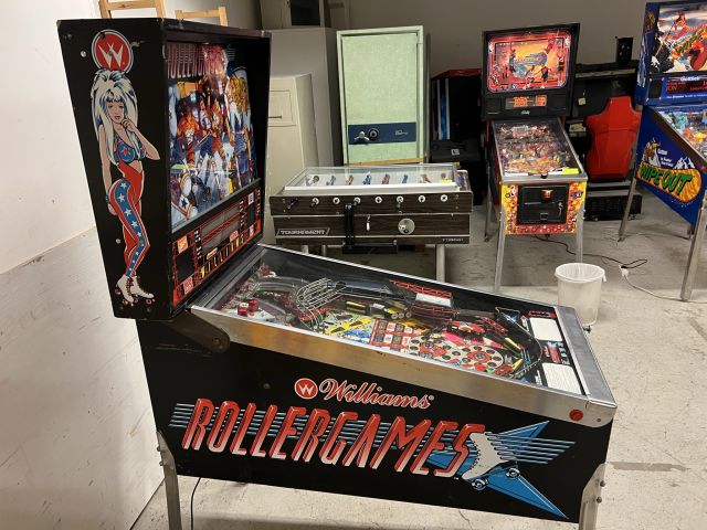 895139-5 Pinball Rollergames -1990