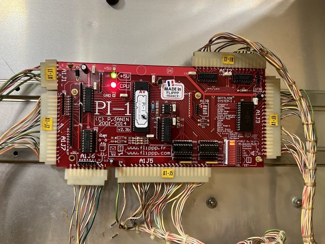 895155-16 Flipperspel The Hulk - 1979